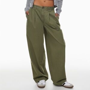TNA Aritzia Chino pants